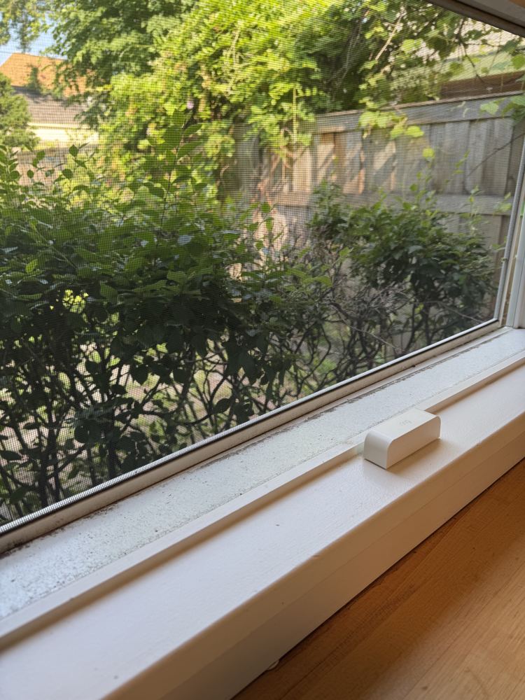 Window sill before cleaning